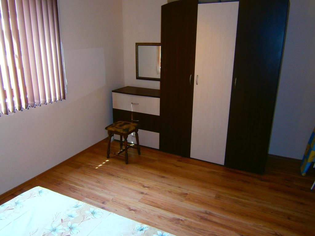 Apartments Stefi Pomorie Esterno foto